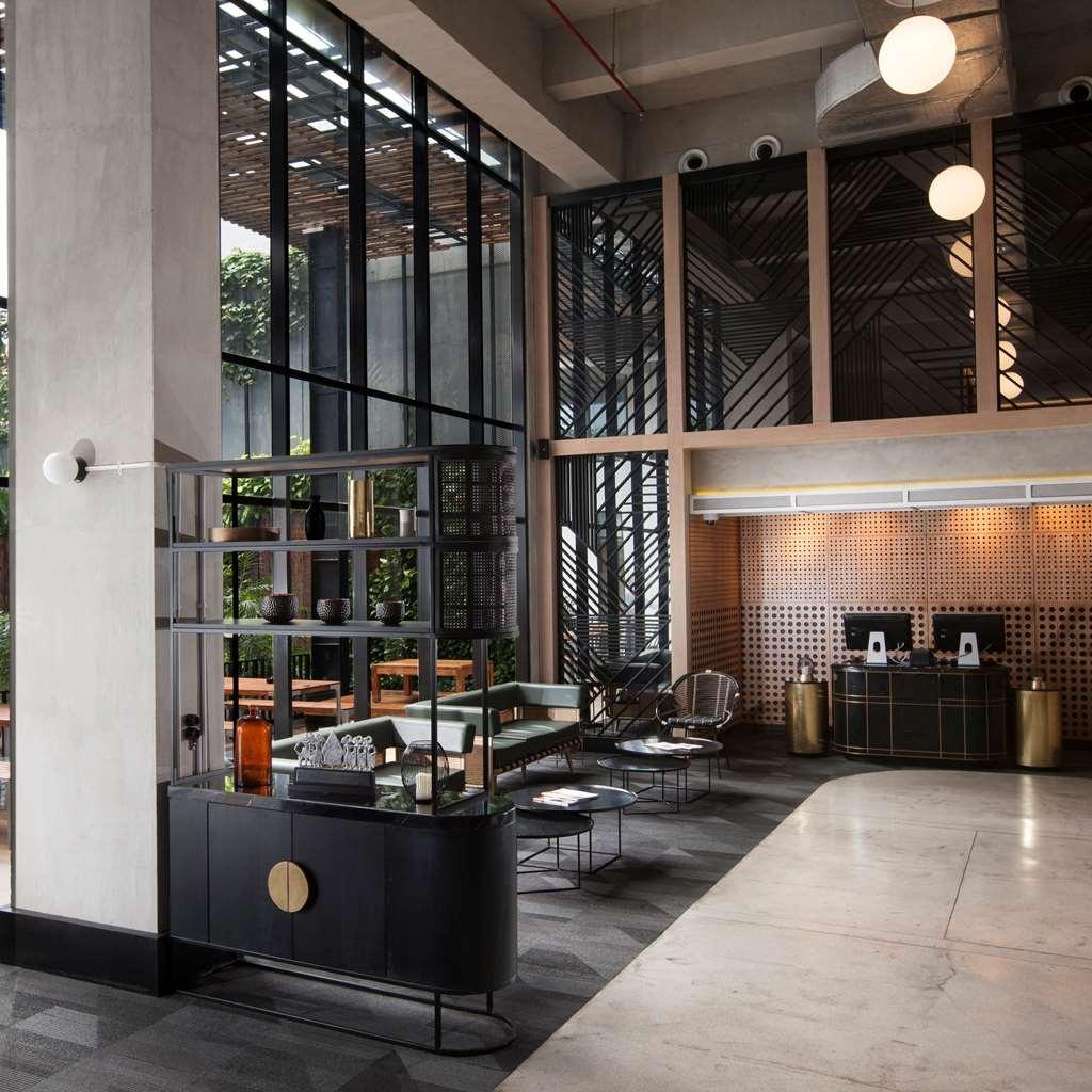 Gaia Cosmo Hotel Yogyakarta Beltér fotó